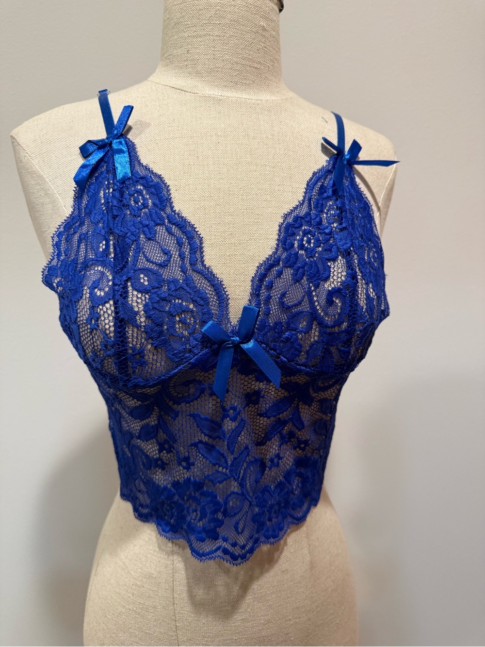 ROMWE Royal Blue Lace Bralette & Boyshort Set